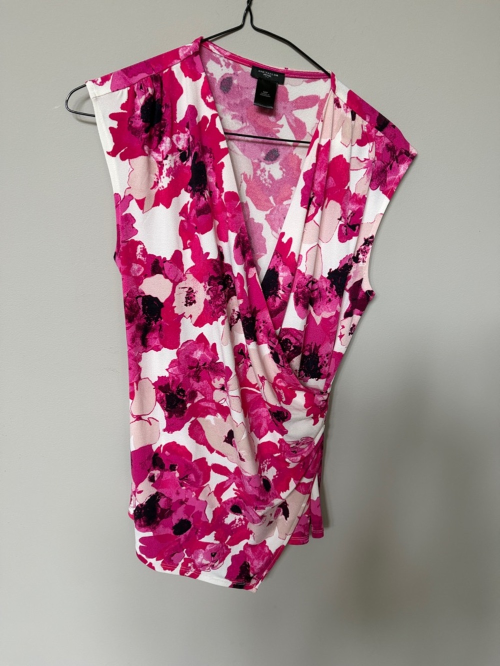Ann Taylor Women’s Pink Floral Surplice Tank Top